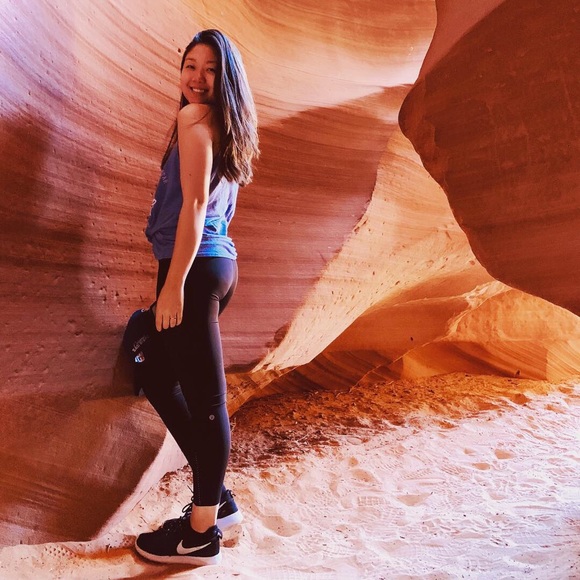 Meet your Posher, Christine - Picture 1 of 4